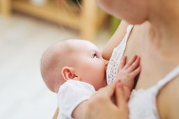Analizan desafíos de la lactancia materna