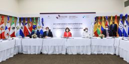 Ministros de salud anuncian medidas para Iberoamérica
