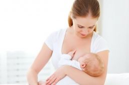 OMS impulsa la lactancia materna