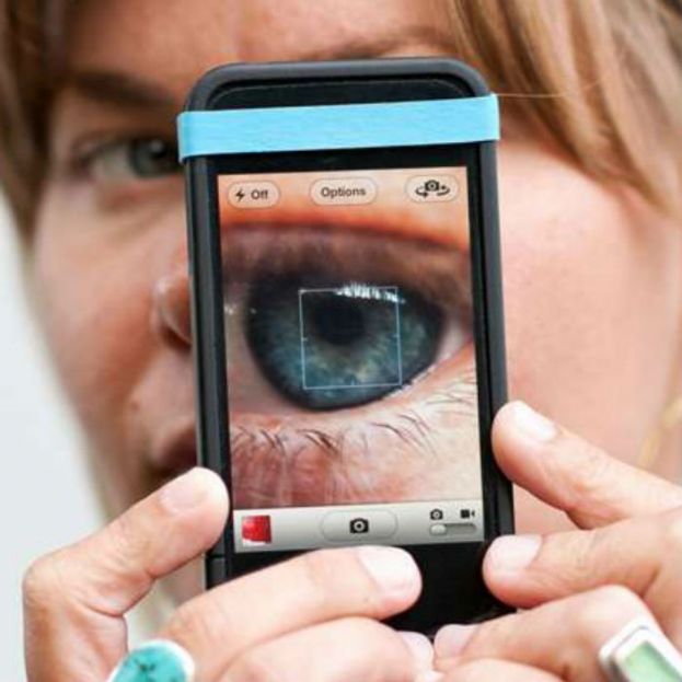 Dispositivos móviles impactan salud visual