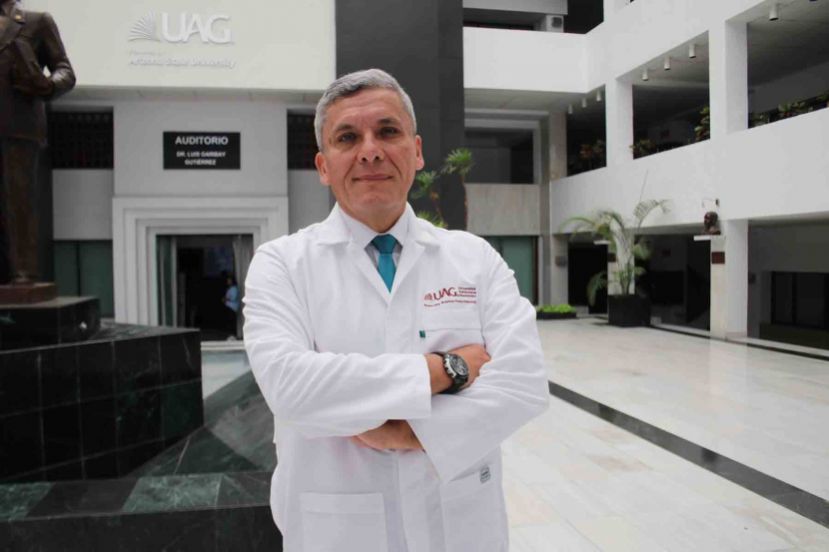 Egresado de la UAG, dentro del Top 100 de Líderes de la Salud